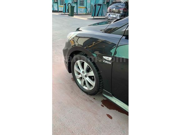 Sahibinden Düşük KM Hyundai Accent Blue 1.6 CRDI Mode Plus