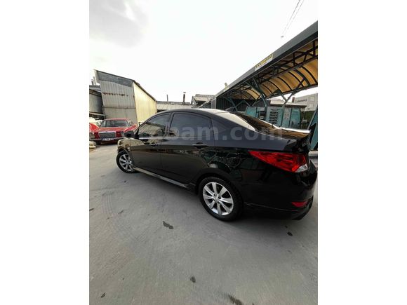 Sahibinden Düşük KM Hyundai Accent Blue 1.6 CRDI Mode Plus