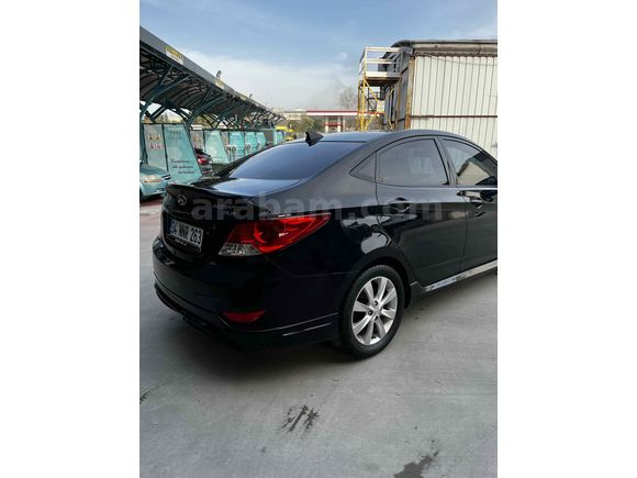 Sahibinden Düşük KM Hyundai Accent Blue 1.6 CRDI Mode Plus