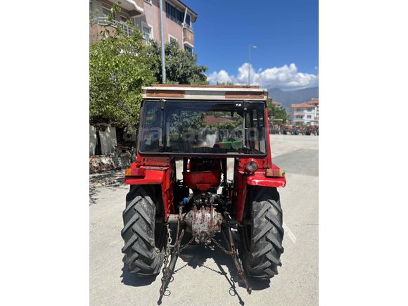 Kırmızının 50 Tonu 135 MF