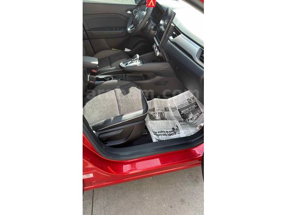 Sahibinden Renault Captur 1.3 TCe Icon 2023 Model 