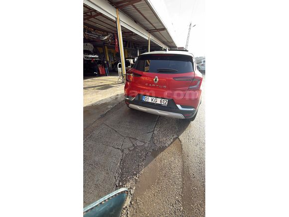 Sahibinden Renault Captur 1.3 TCe Icon 2023 Model 