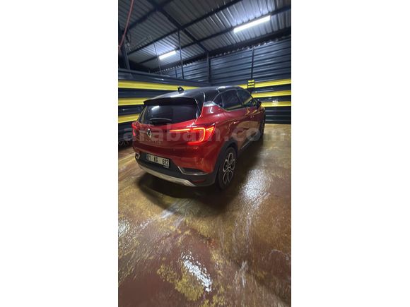 Sahibinden Renault Captur 1.3 TCe Icon 2023 Model 
