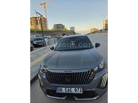 Sahibinden Peugeot 2008 1.2 PureTech Allure 2023 Model 