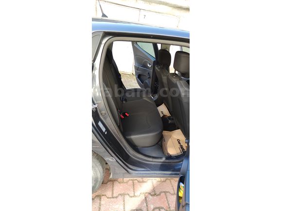 Sahibinden Renault Clio 0.9 TCe Joy 2020 Model 