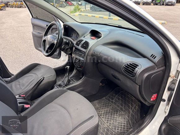 2006 MODEL PEUGEOT 206