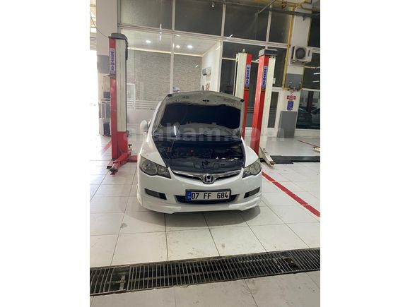 Sahibinden Honda Civic 1.6i VTEC Premium 2009 Model
