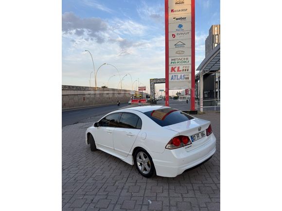 Sahibinden Honda Civic 1.6i VTEC Premium 2009 Model