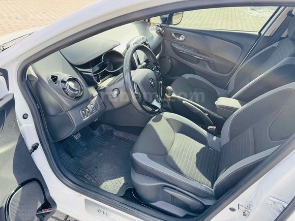 Sahibinden Renault Clio 1.5 dCi Icon 2015 Model Van