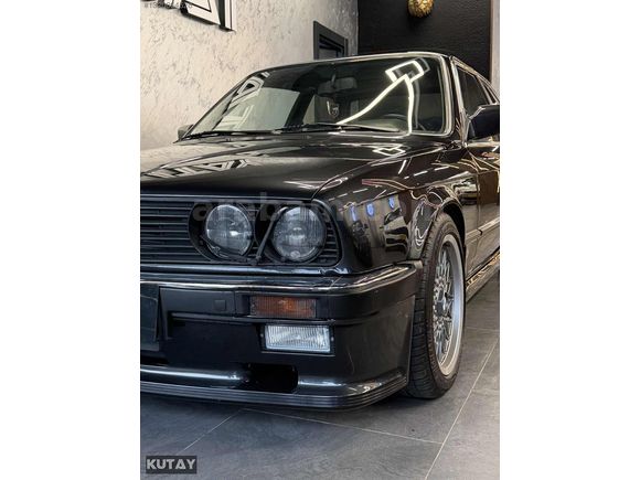 BMW ORJİNAL E30 3.25 Cİ KOLEKSİYONLUK