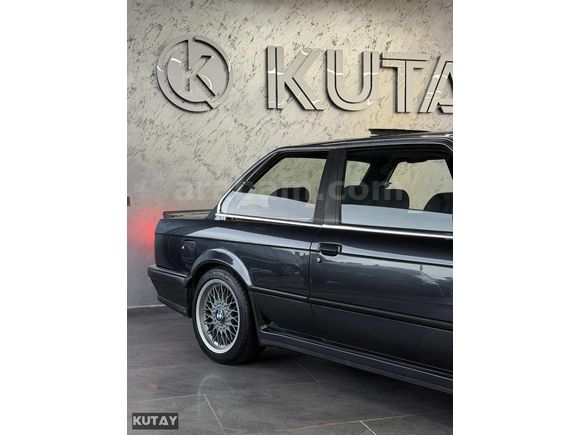 BMW ORJİNAL E30 3.25 Cİ KOLEKSİYONLUK