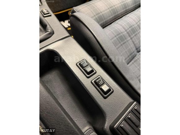 BMW ORJİNAL E30 3.25 Cİ KOLEKSİYONLUK