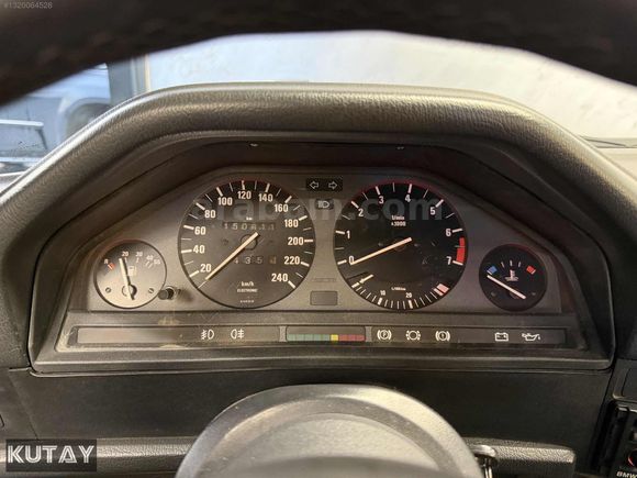 BMW ORJİNAL E30 3.25 Cİ KOLEKSİYONLUK