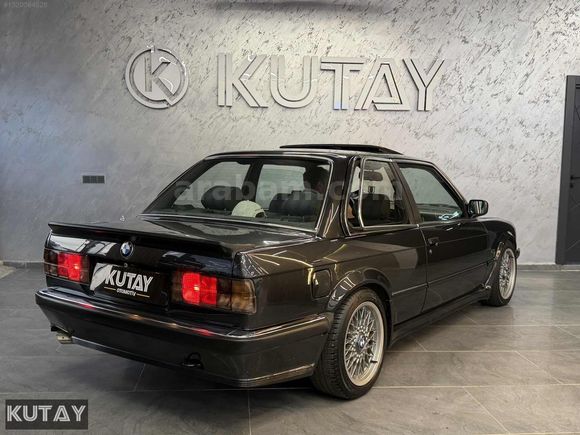 BMW ORJİNAL E30 3.25 Cİ KOLEKSİYONLUK