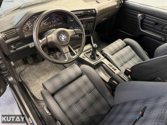 BMW ORJİNAL E30 3.25 Cİ KOLEKSİYONLUK