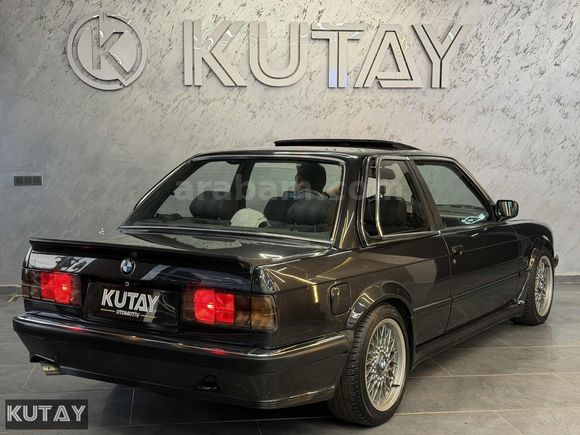 BMW ORJİNAL E30 3.25 Cİ KOLEKSİYONLUK