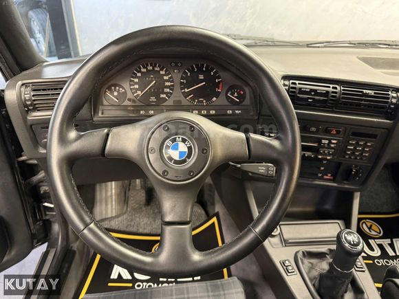 BMW ORJİNAL E30 3.25 Cİ KOLEKSİYONLUK