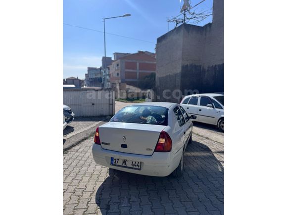 Sahibinden Renault Clio 1.4 RNA 2000 Model