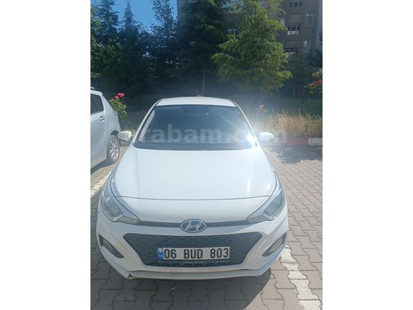 Sahibinden Hyundai i20 1.4 MPI Style 2018 Model