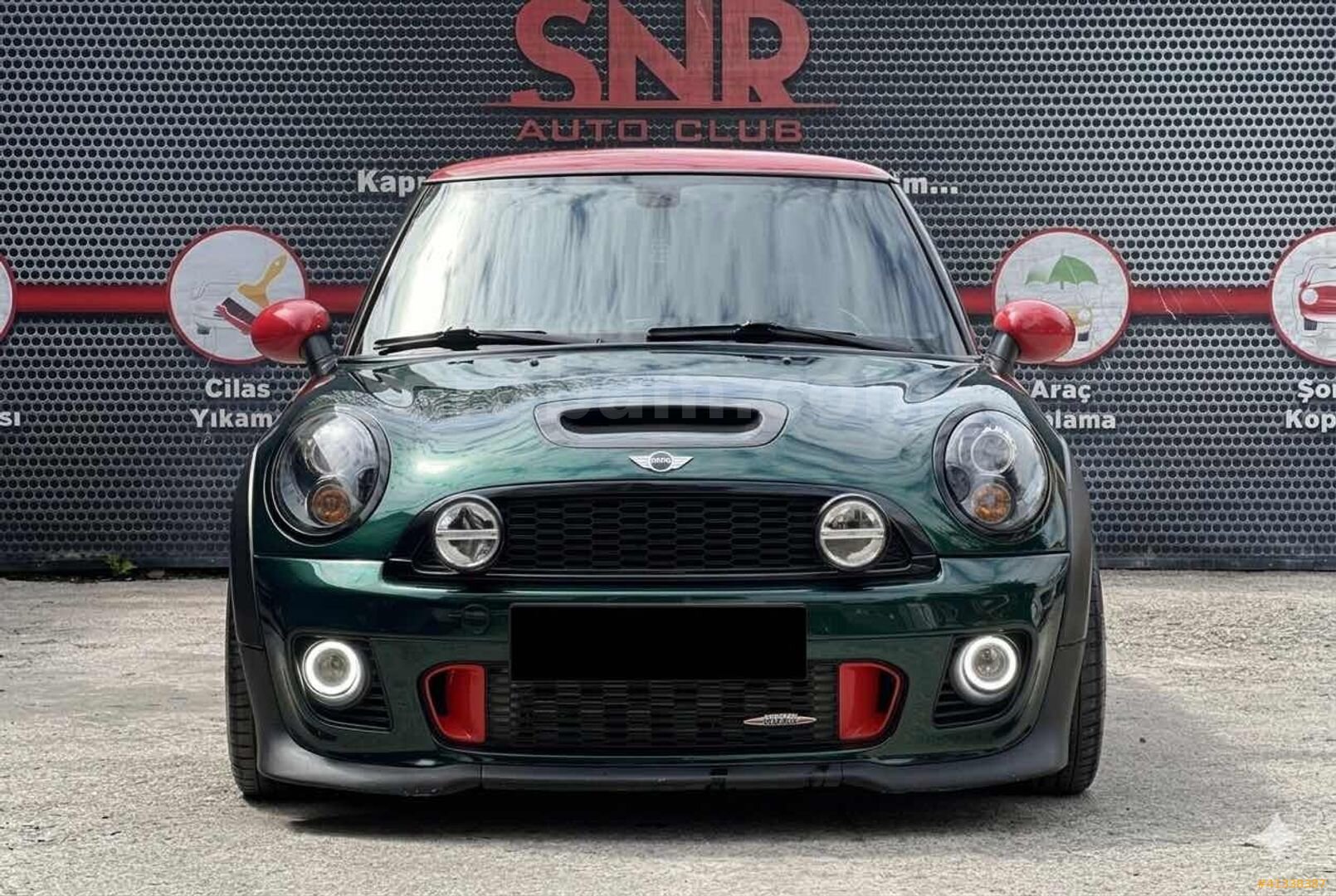 Galeriden Mini John Cooper 1.6 Works 2012 Model İstanbul 165.000 km Yeşil 1