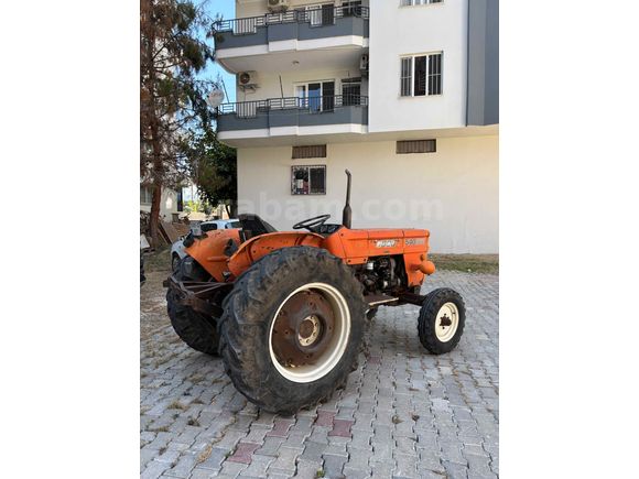 Kasalı Tertemiz Fiat 540 Special Traktör
