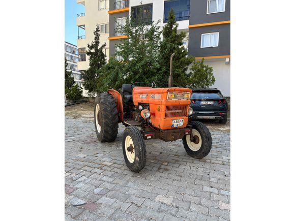 Kasalı Tertemiz Fiat 540 Special Traktör
