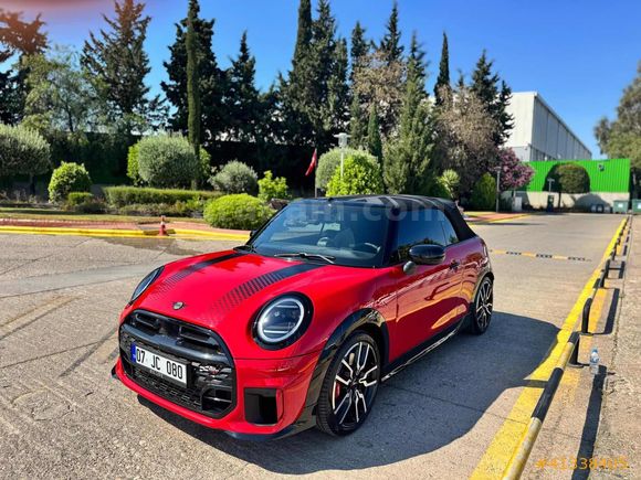 BOYASIZ*MİNİ COOPER 2.0JCW 231HP BORUSAN ÇIKIŞLI CABRİO ÇİZİKSİZ