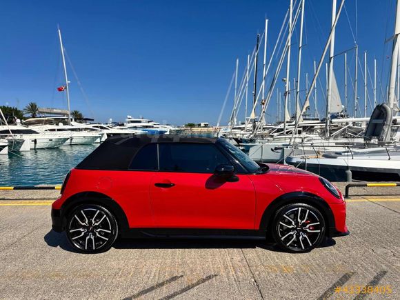 BOYASIZ*MİNİ COOPER 2.0JCW 231HP BORUSAN ÇIKIŞLI CABRİO ÇİZİKSİZ