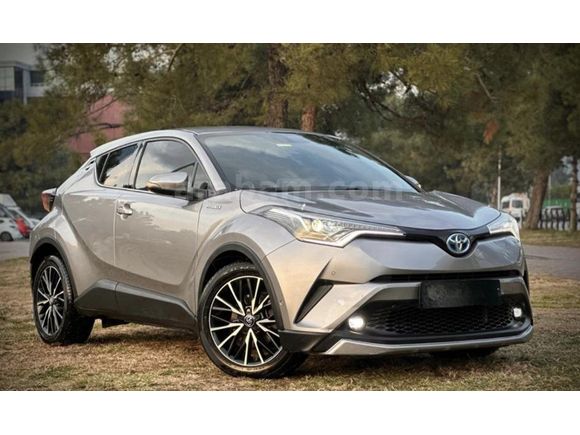Sahibinden Toyota C-HR 1.8 Hybrid Diamond Premium 2017 Model Muğla 122.000 km Gri (Gümüş)