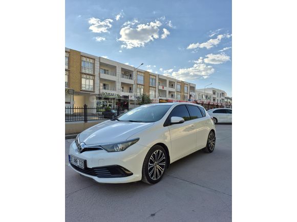 Sahibinden Toyota Auris 1.33 Life 2016 Model