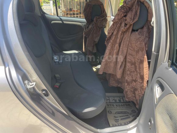 OTOMATİK VİTES TEMİZ BAKIMLI 