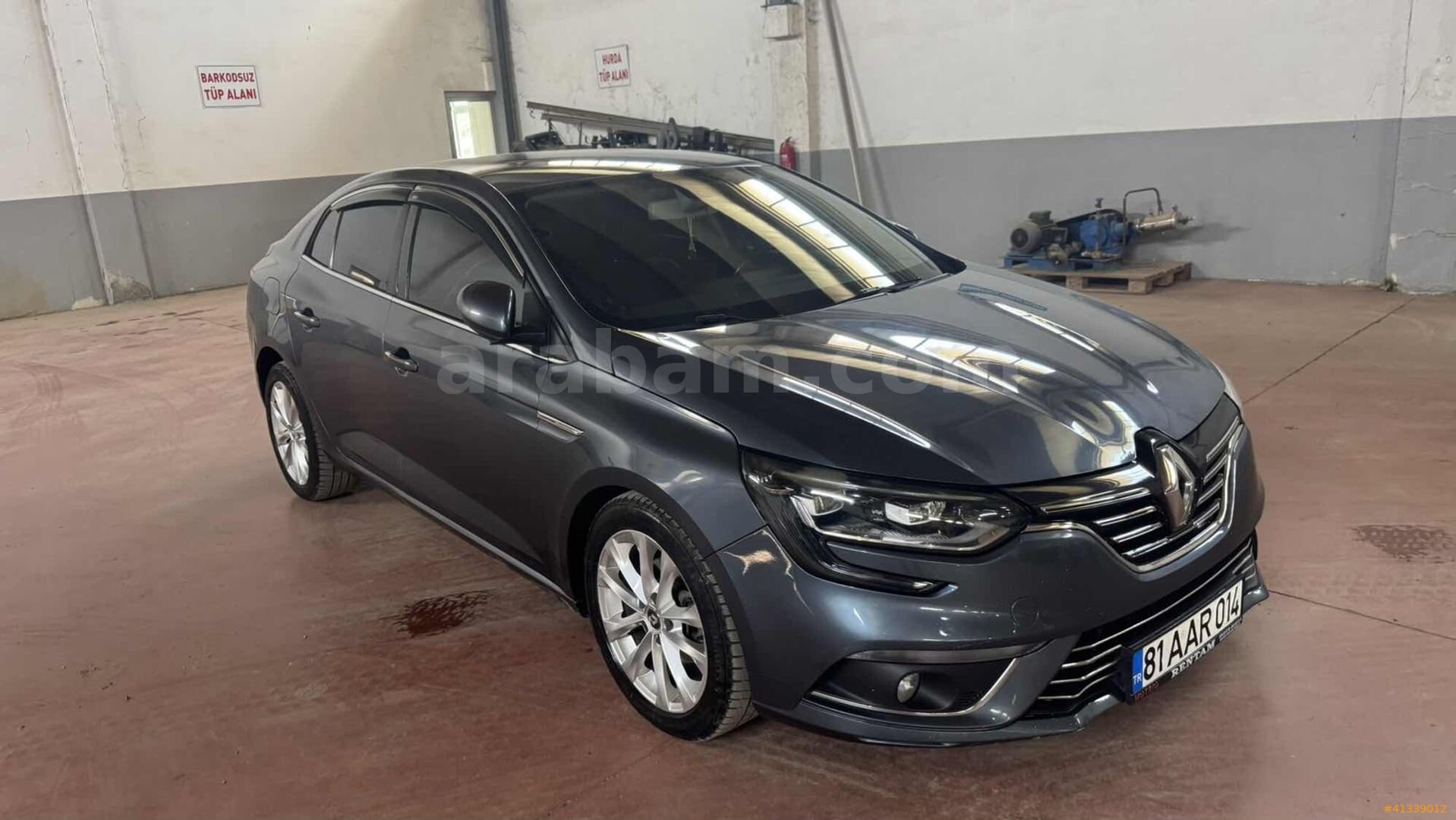 Galeriden Renault Megane 1.5 dCi Icon 2017 Model Düzce 170.000 km Mavi 7