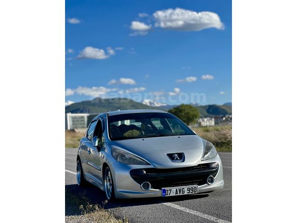 Sahibinden Peugeot 207 1.4 HDi Dynamic 2008 Model 
