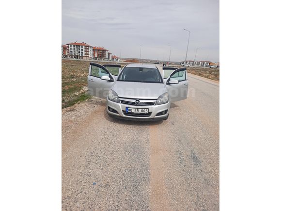 Sahibinden Opel Astra 1.6 Enjoy 111.Yıl 2012 Model  203.000 km Gri