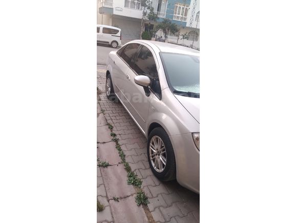 Sahibinden Fiat Linea 1.3 Multijet Dynamic Plus 2011 Model  Gri (metalik)