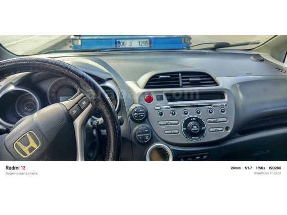 Sahibinden Honda Jazz 1.4 Joy 2011 Model