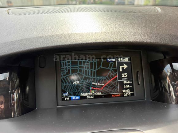 Renault Latitude 1.5 dCi Executive 2012 Model 