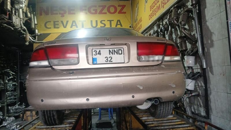 Sahibinden Mazda 626 2.0 1993 Model 198.000 km Kahverengi