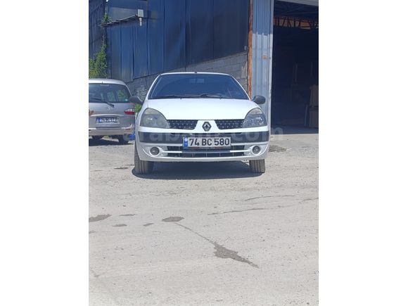 Sahibinden Renault Clio 1.5 dCi Authentique 2002 Model  340.000 km Beyaz