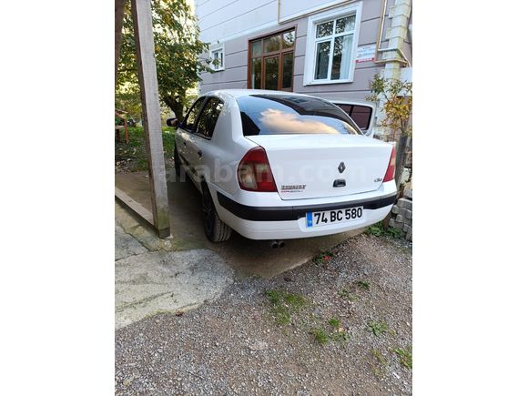 Sahibinden Renault Clio 1.5 dCi Authentique 2002 Model  340.000 km Beyaz