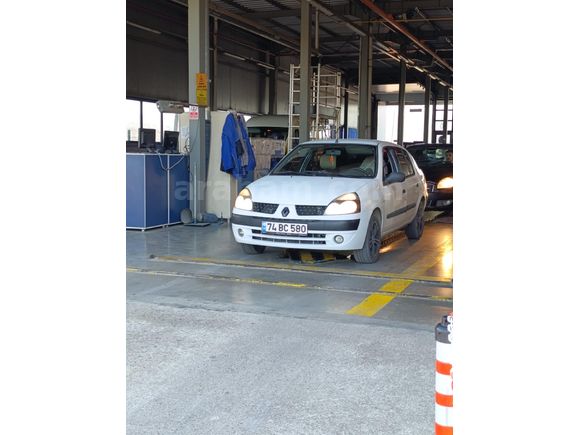Sahibinden Renault Clio 1.5 dCi Authentique 2002 Model  340.000 km Beyaz