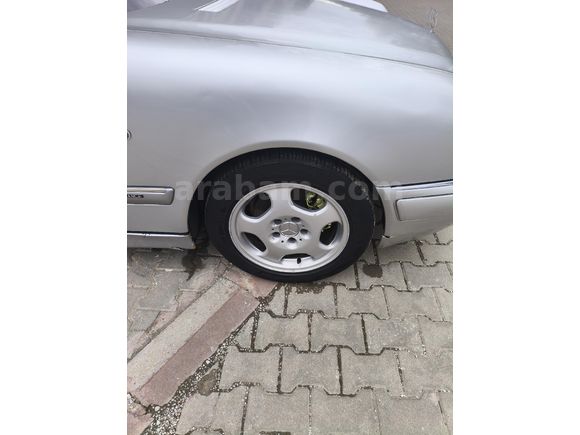 Sahibinden Mercedes - Benz E 200 Eleg 1996 model değişensizance 1996 Model
