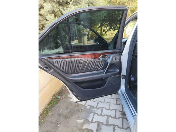 Sahibinden Mercedes - Benz E 200 Eleg 1996 model değişensizance 1996 Model