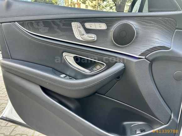 OTORİTE'DEN 2017 E 180 AMG SUNROOFLU BAYİ ÇIKIŞLI BAYİ BAKIMLI