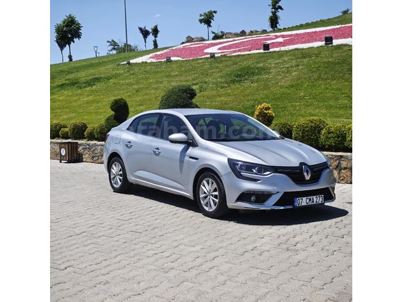 Galeriden Renault Megane 1.5 dCi Touch 2018 Model Antalya