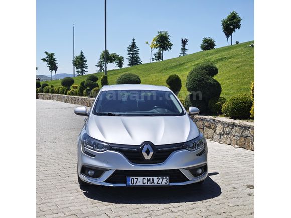 Galeriden Renault Megane 1.5 dCi Touch 2018 Model Antalya