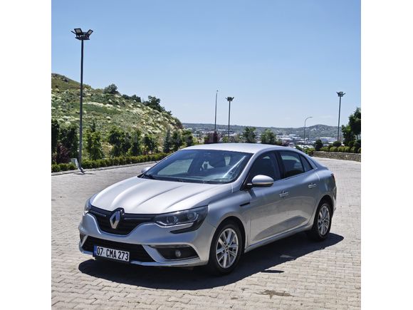 Galeriden Renault Megane 1.5 dCi Touch 2018 Model Antalya