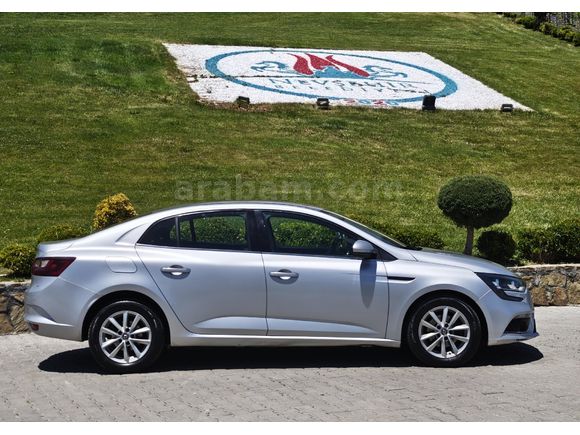 Galeriden Renault Megane 1.5 dCi Touch 2018 Model Antalya