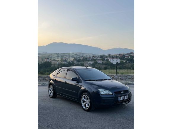 Sahibinden Ford Focus 1.6 TDCi Trend 2006 Model  197.000 km Gri