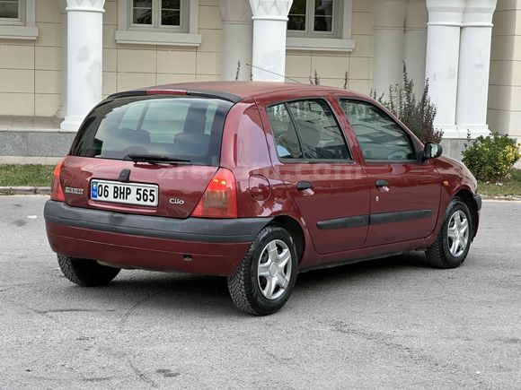 Sahibinden Renault Clio 1.6 RTE 1999 Model 